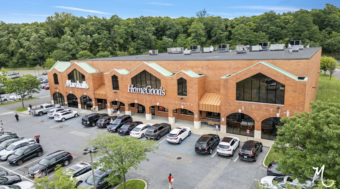 4_Commack_South_Shopiing_Center